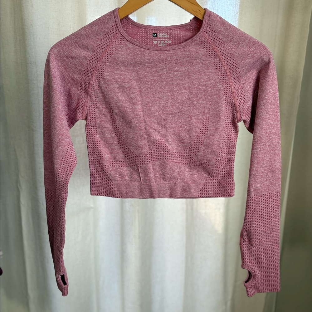 Pink Fitted Crop Sweatshirt with Long Sleeves